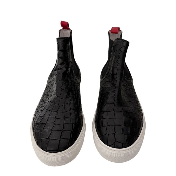 Del Toro Black Crocodile Embossed Chelsea Sneakers